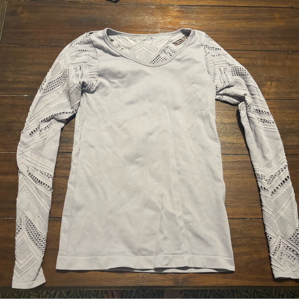 Fabletics top